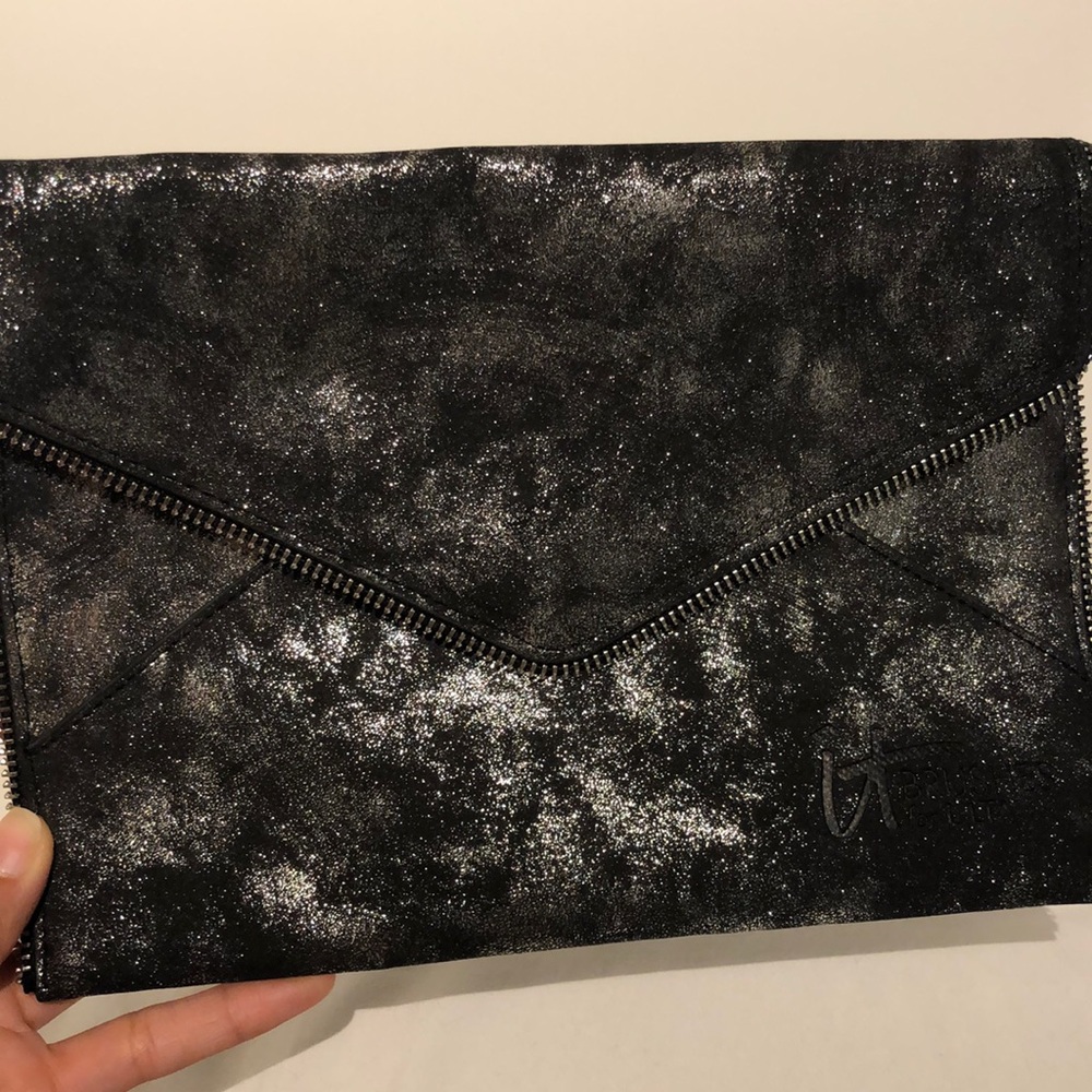 Metallic makeup brush pouch